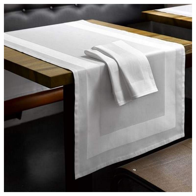 Chemin de table pour restaurant en coton encadré satin - LUNA